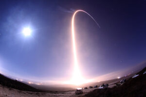 Atlas 5 NROL-41 09-20-2010 l lancio ripreso a lunga esposizione