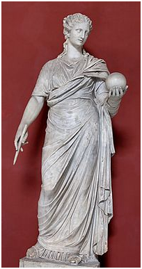 Urania, in una statua conservata ai Musei Vaticani Urania, in una statua conservata ai Musei Vaticani
