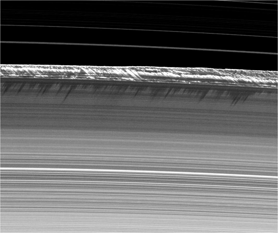 saturno-anelli-equinozio