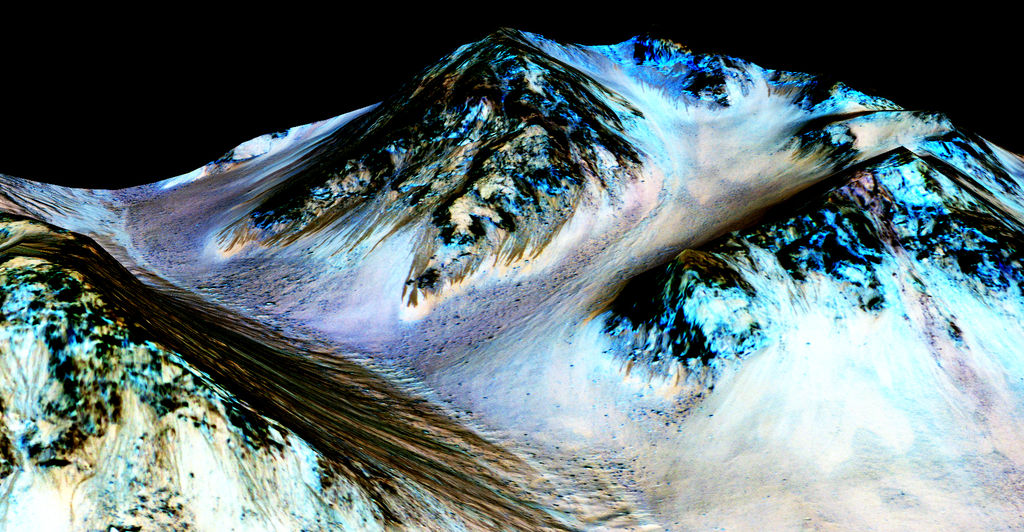 mars-lineae-slopes-hale-crater-perspective2-PIA19916-br2