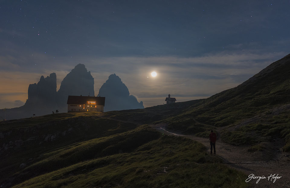 MoonJupiterPass_Hofer_960
