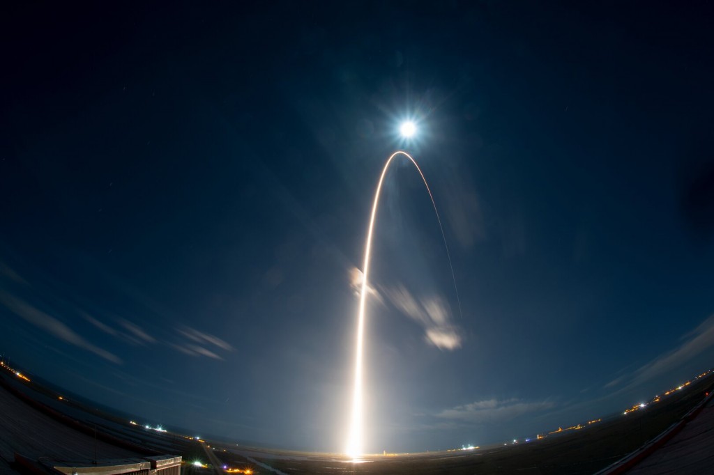 launch from VAB roof