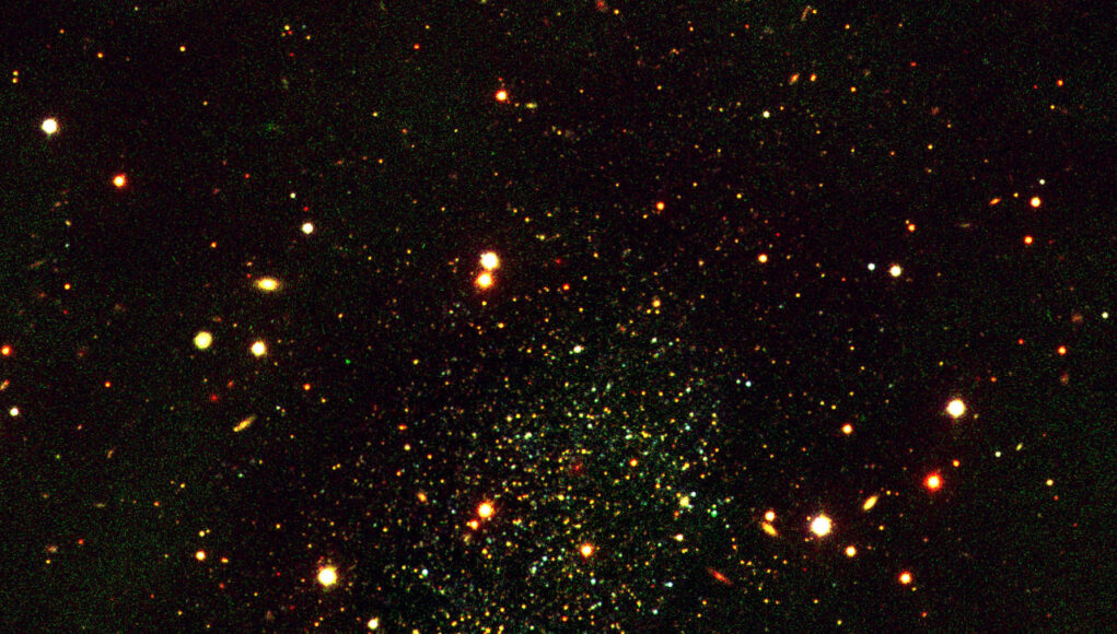 Dwarf galaxy Antlia Galassia nana sferoidale Antlia. Crediti: ESO. Materia Oscusa