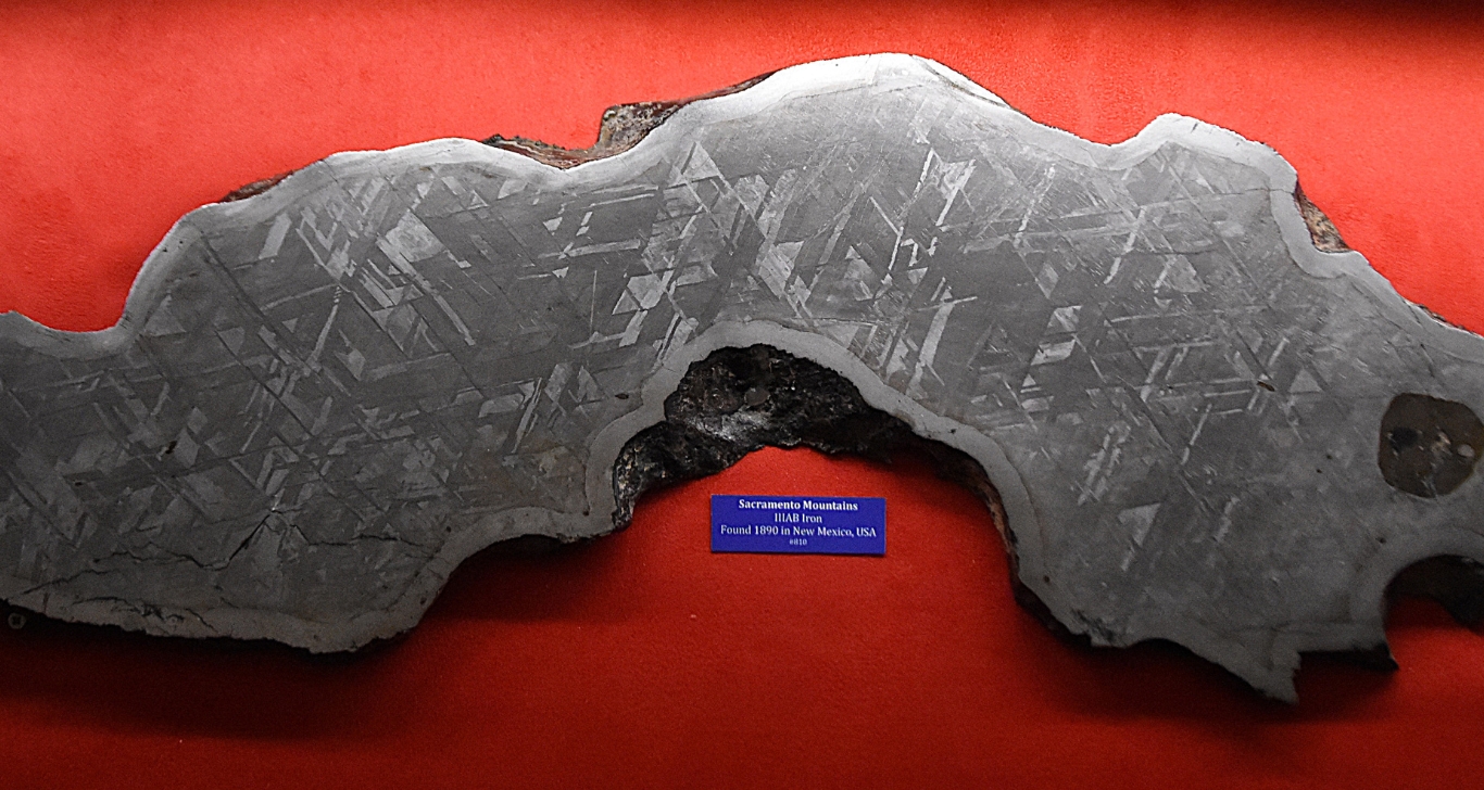 La Straordinaria Collezione di Meteoriti dell’Osservatorio Vaticano