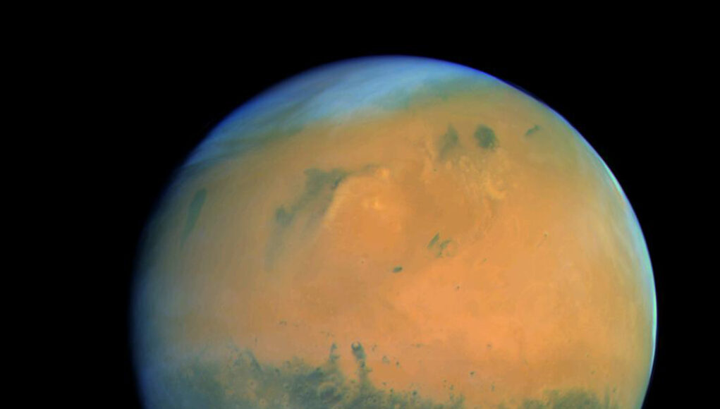 Near-IR_green_and_near-UV_colour_view_of_Mars