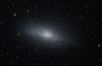 Nuove ipotesi sulla materia oscura “sfocata” arrivano dalla Galassia Nube