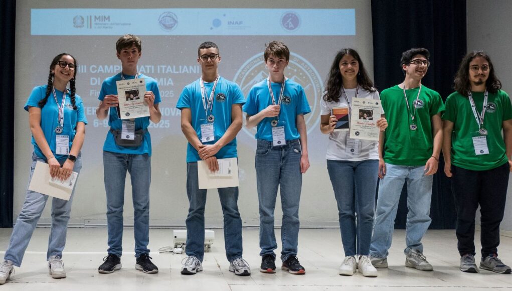 Squadra Olimpiadi Astronomia