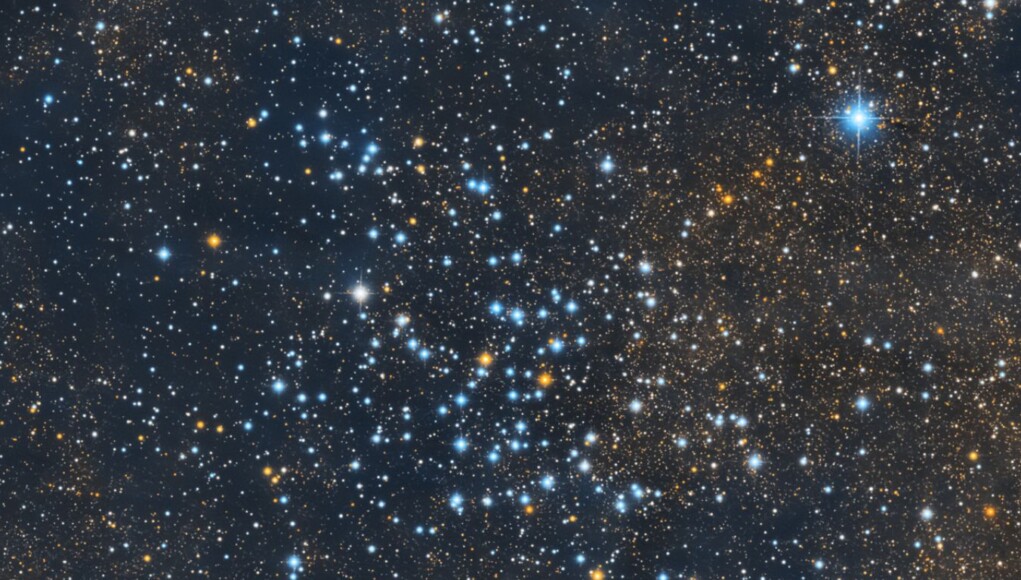 M 23 275 (1366 x 768 px)