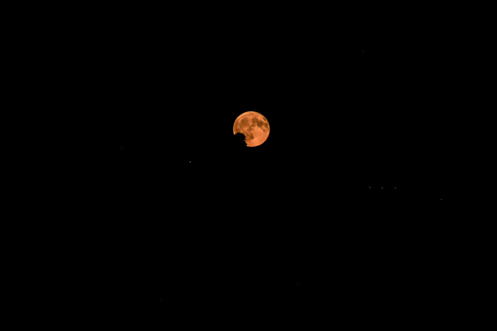 Luna piena dello Storione – 9 Agosto 2025
