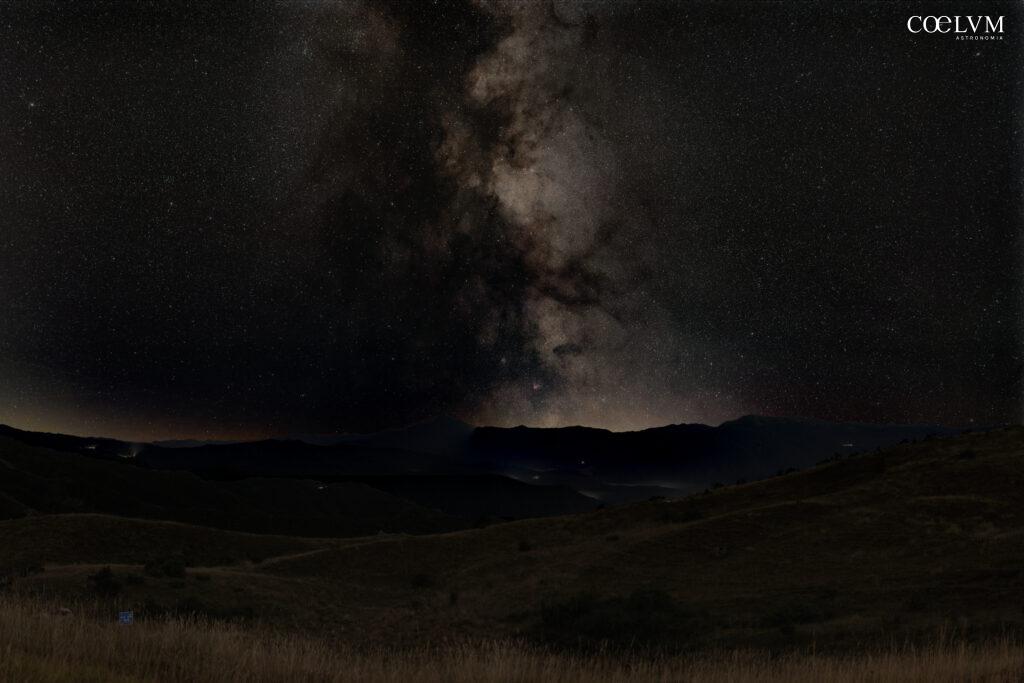 Panorama con Via Lattea