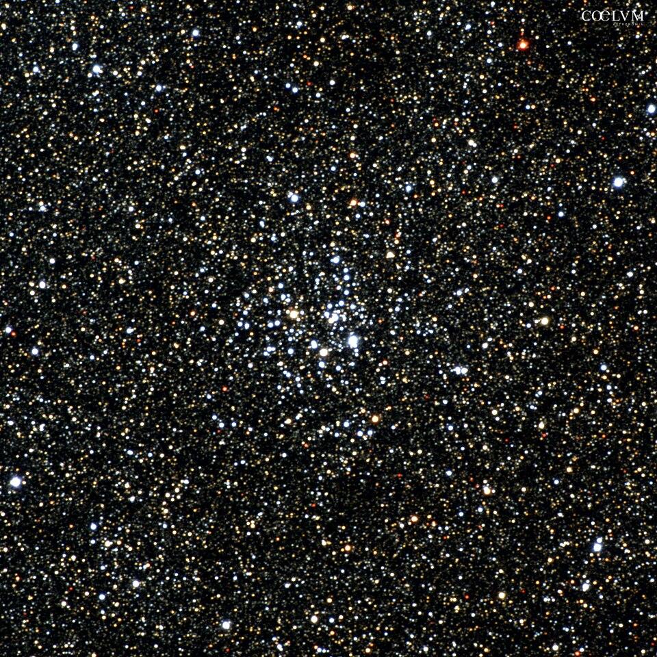 MESSIER 26 M26 – Ammasso ApertoMessier 26, ammasso aperto nello Scudo: storia della scoperta, caratteristiche fisiche e indicazioni pratiche per l’osservazione in una delle regioni più dense della Via Lattea.