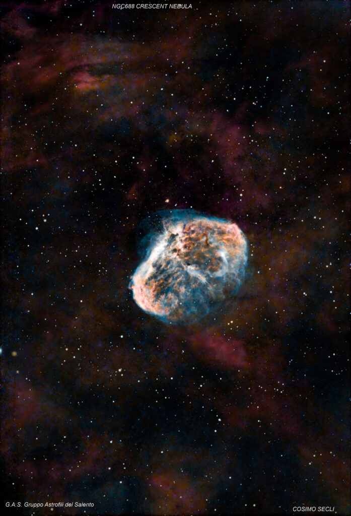 NGC 6888  NEBULOSA CRESCENT