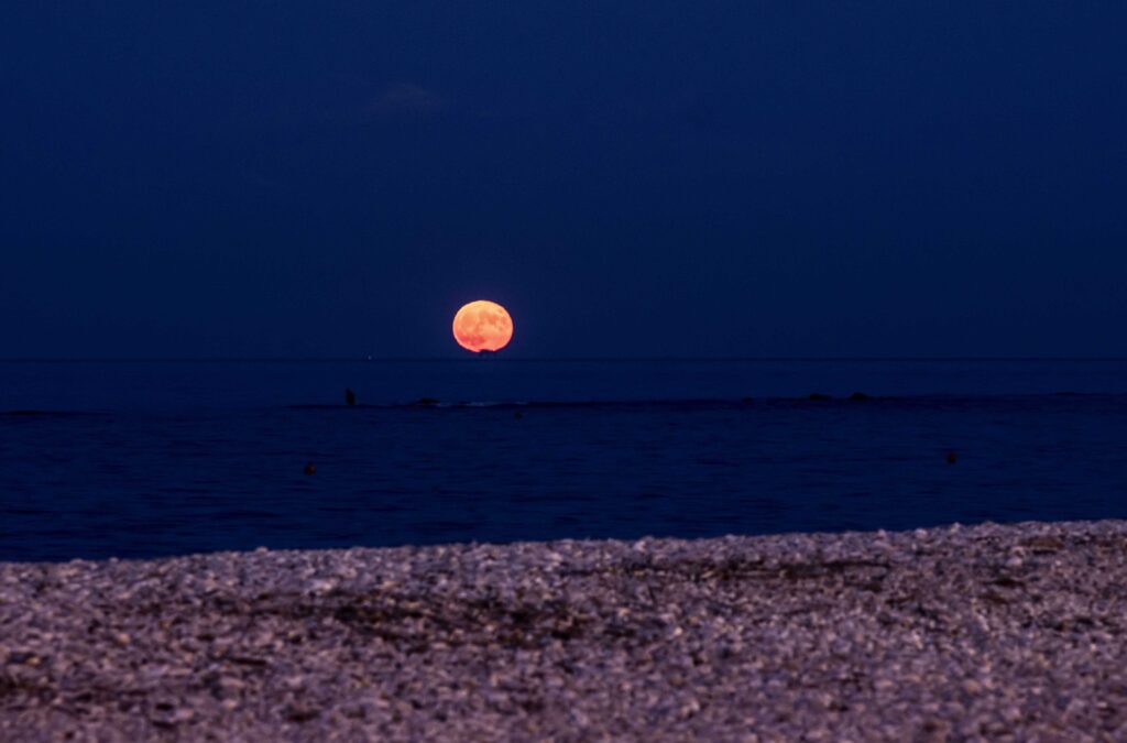 Sorgere della Luna