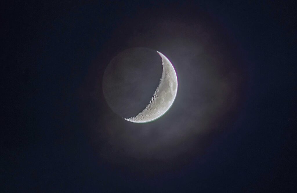 Luna e luce cinerea in HDR