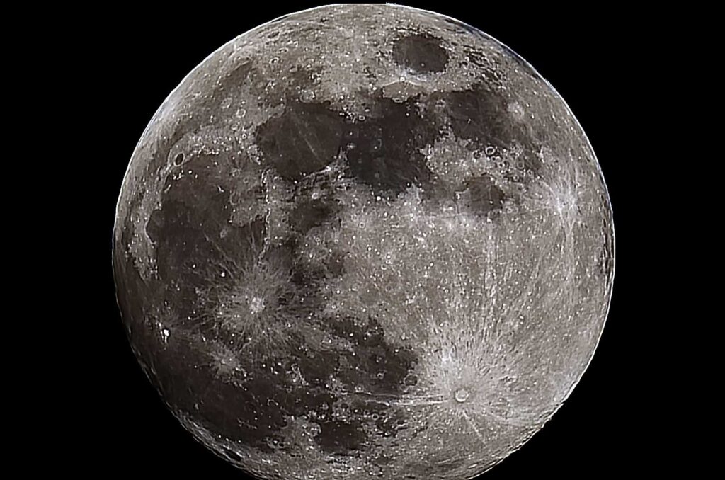 Luna