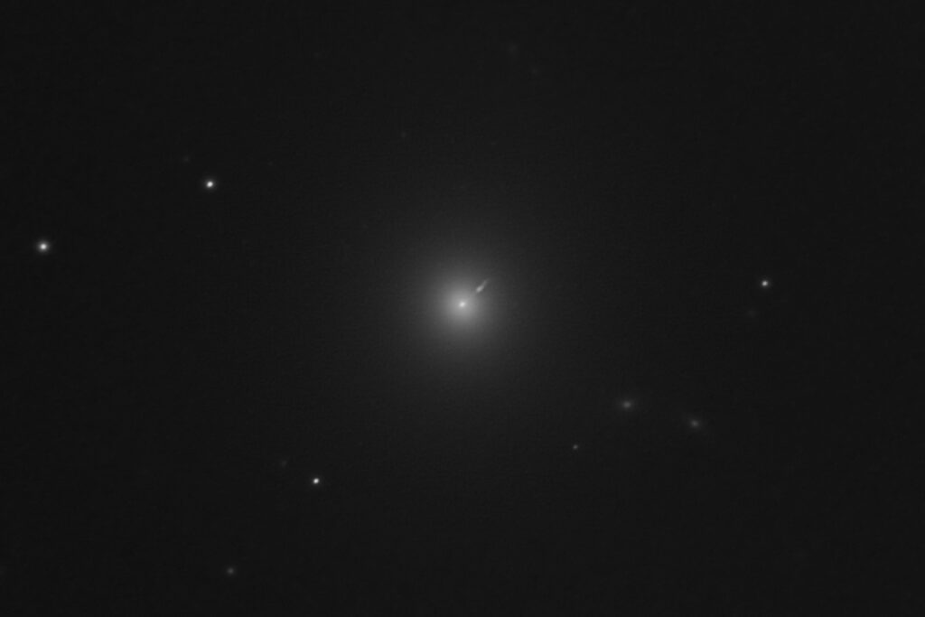 M87 Virgo A getto relativistico
