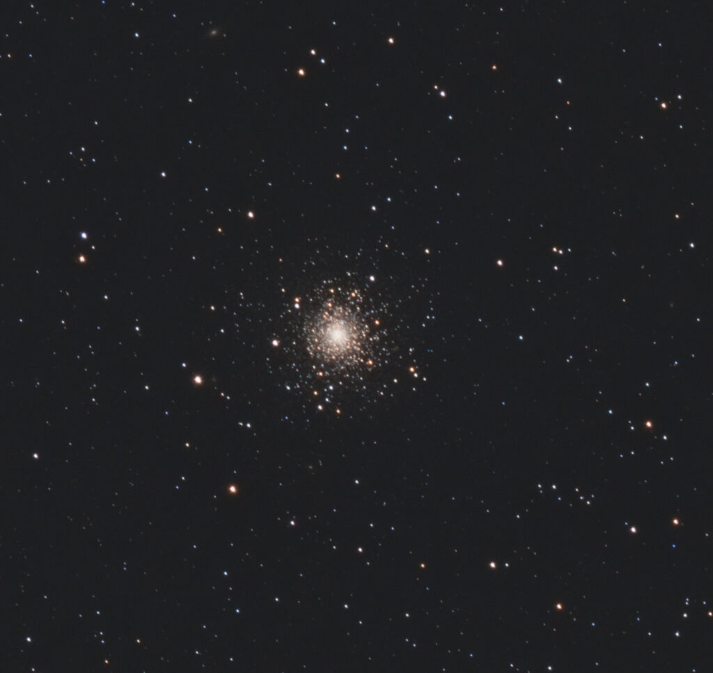 Messier 75 (également connu sous le nom de NGC 6864)