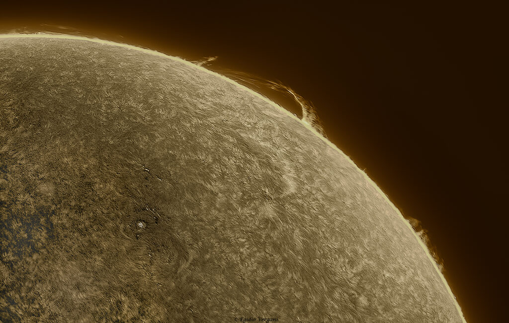 Un arco nel Sole