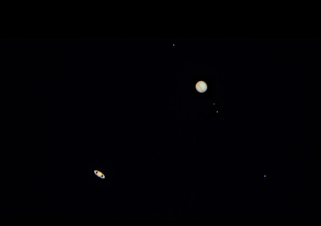 CHRISTMAS KISS GIOVE SATURNO
