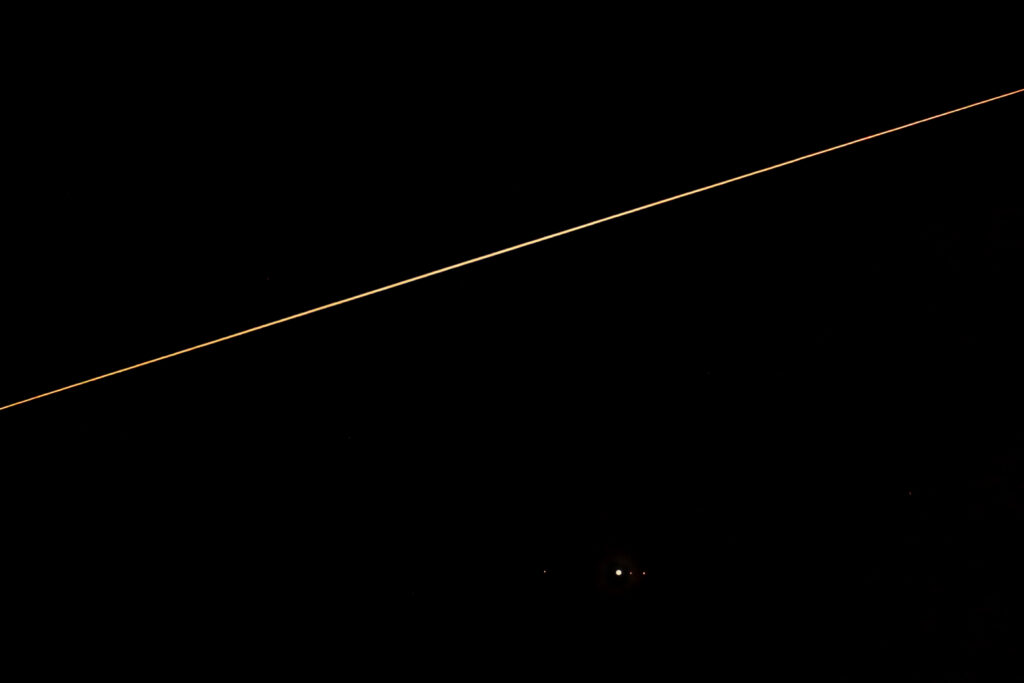 La ISS passa vicinissima a Giove