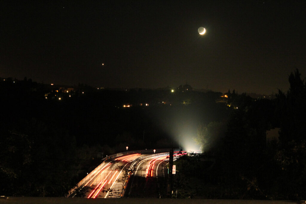 Luna cinerea e Venere – Luci della sera
