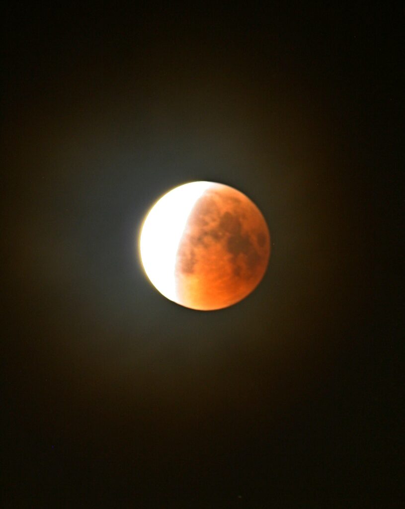 Eclisse totale di Luna del 27 luglio 2018