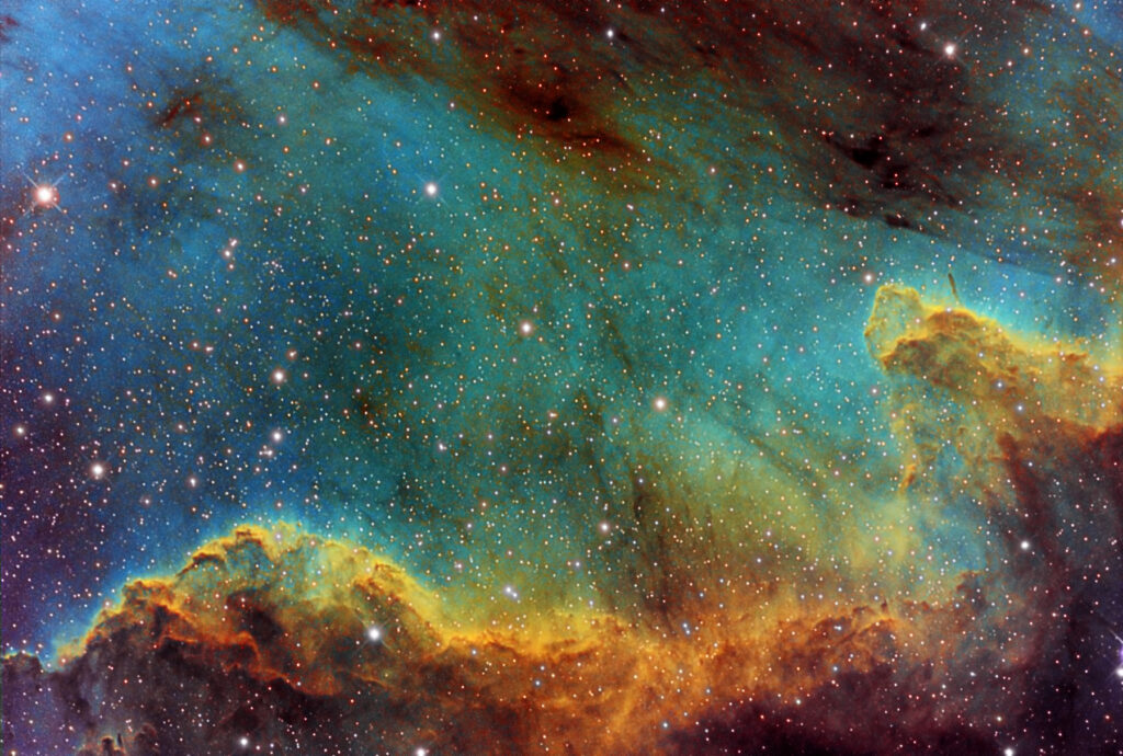 Cygnus Wall Hubble pallette