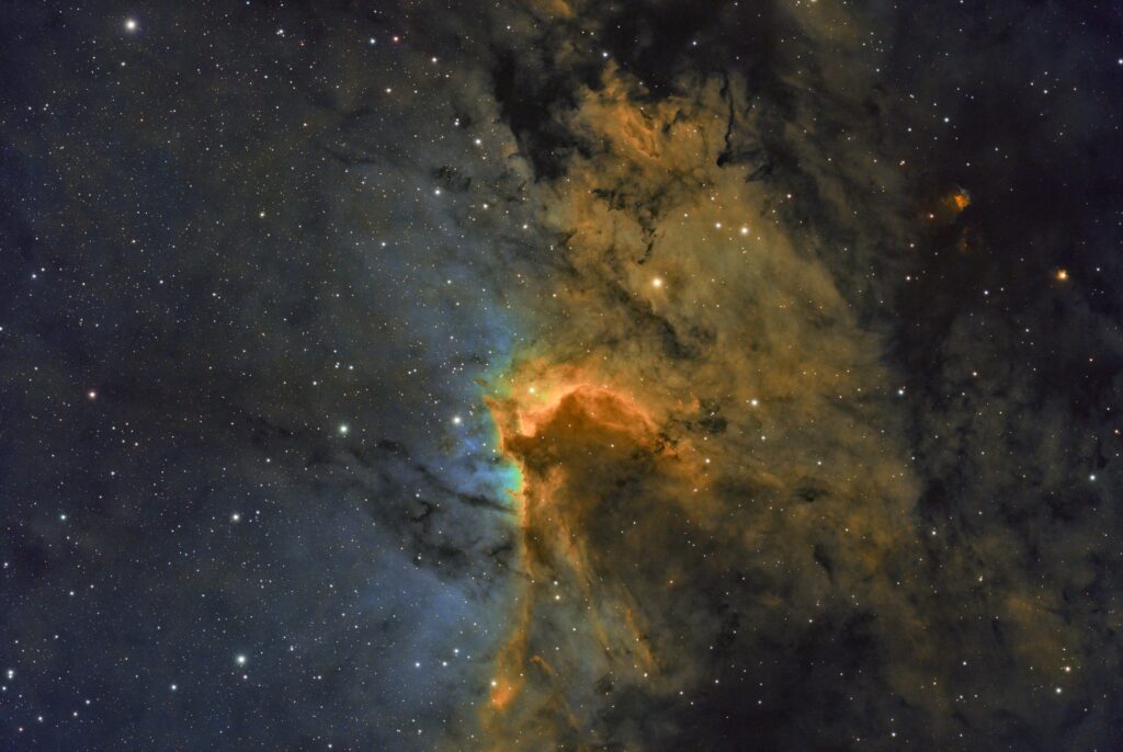 Sh2-155 Cave Nebula versione SHO