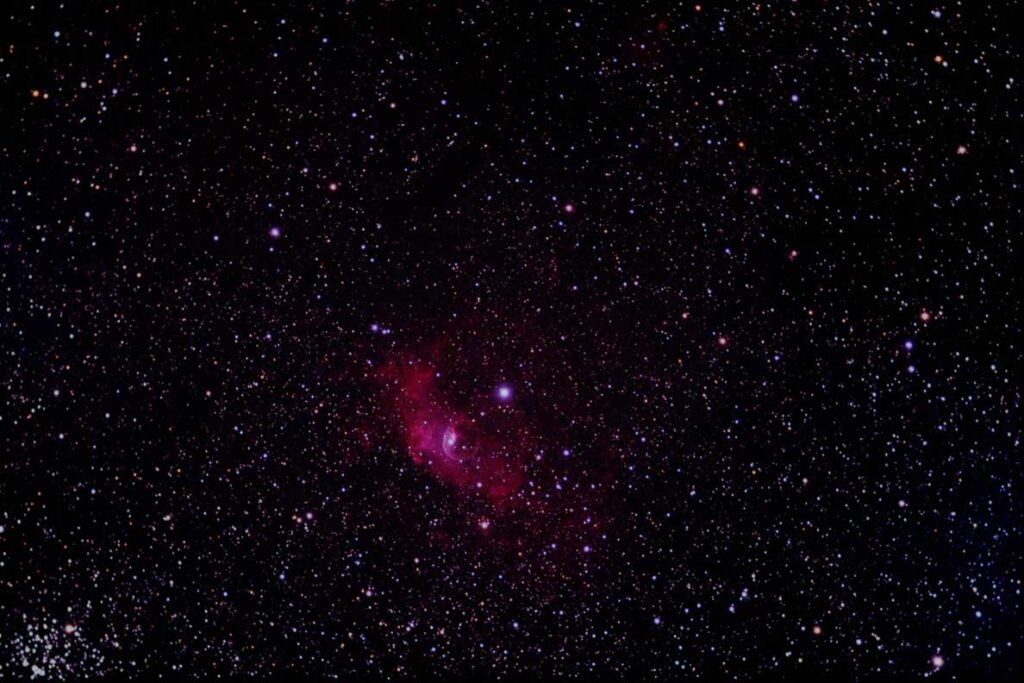 Una Bolla Sospesa Nell’infinito -Ngc 7635