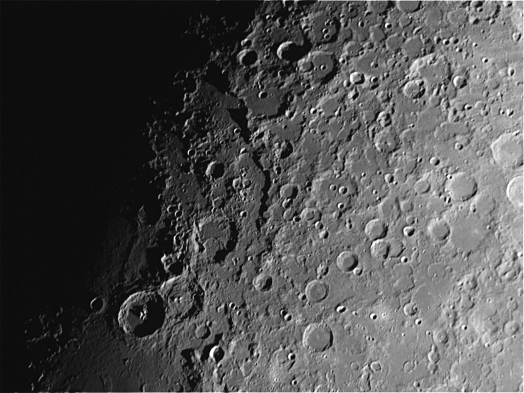 LUNA ;Particolari