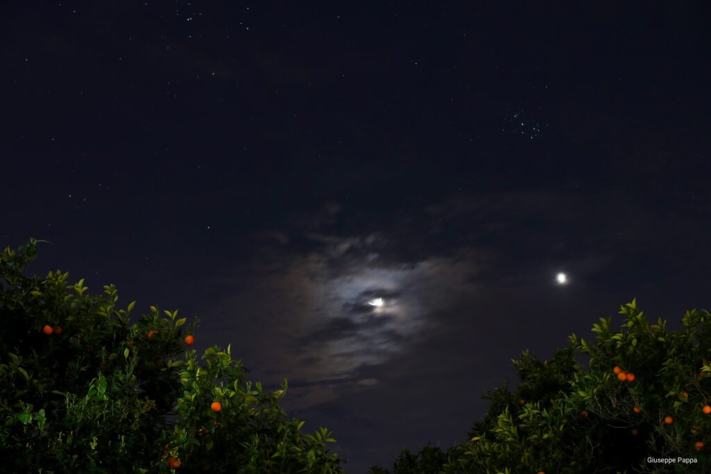 Congiunzione Luna, Venere e Pleiadi