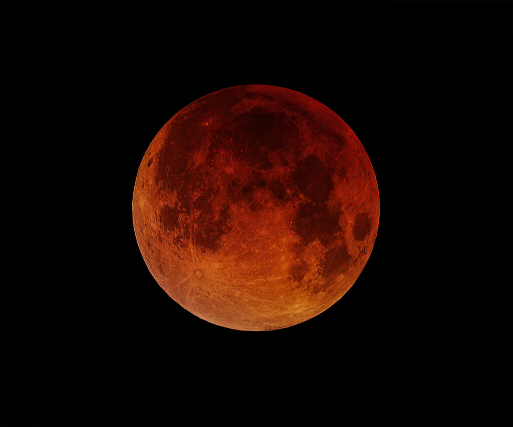 Eclisse Totale di Luna al Perigeo